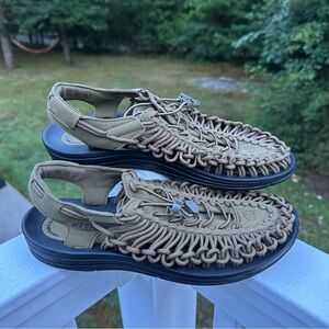 Keen Sandals Men's Uneek Green Fishman's Corded Bungee Sandal Size 10.5 EU 44